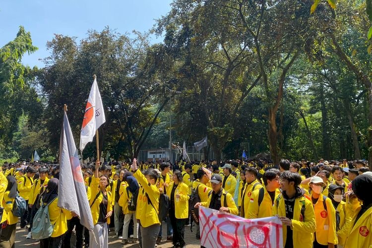 BEM UI Tegaskan Sikap: Polri Harus Tetap Berada di Bawah Presiden